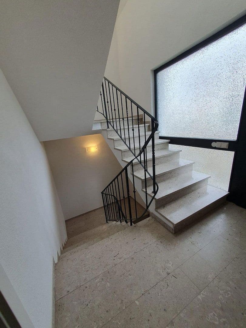 1 bedroom with open-plan kitchen flat to rent, 105 m², Balingen, Baden-Württemberg 1 bedroom with open-plan kitchen flat to rent, 105 m², Balingen, Baden-Württemberg