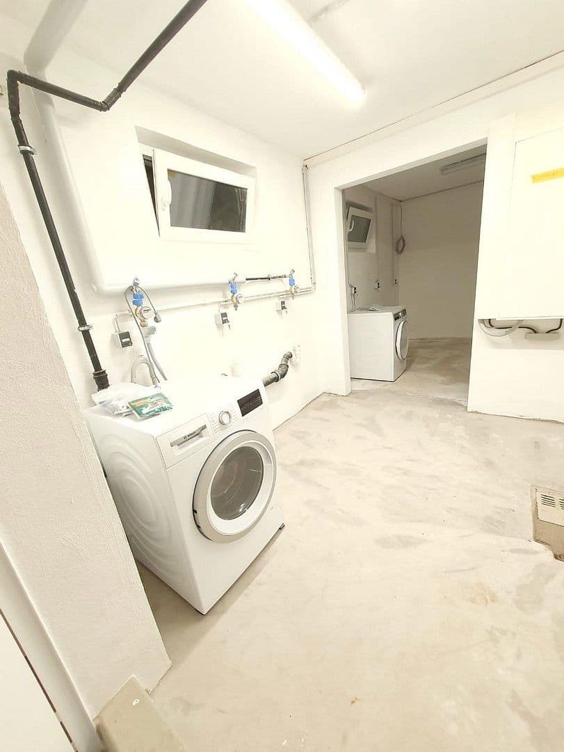 1 bedroom with open-plan kitchen flat to rent, 105 m², Balingen, Baden-Württemberg 1 bedroom with open-plan kitchen flat to rent, 105 m², Balingen, Baden-Württemberg