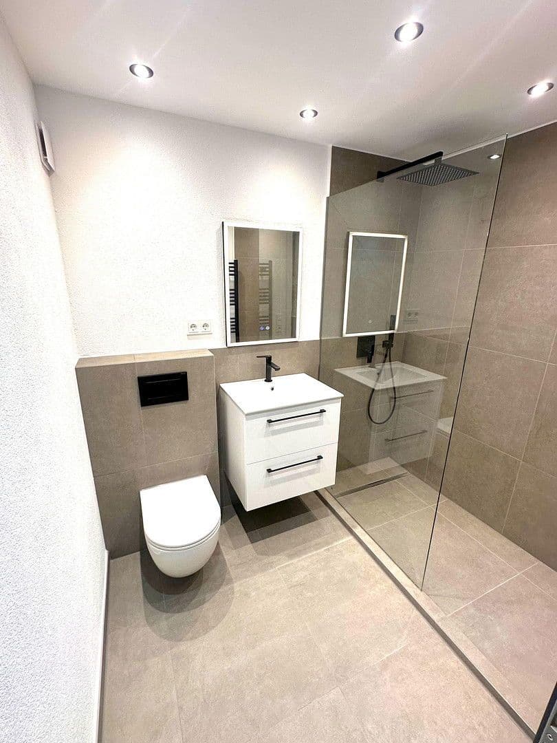 4 bedroom with open-plan kitchen flat for sale, 124 m², Kastenackerweg 10, Esslingen am Neckar, Baden-Württemberg 4 bedroom with open-plan kitchen flat for sale, 124 m², Kastenackerweg 10, Esslingen am Neckar, Baden-Württemberg