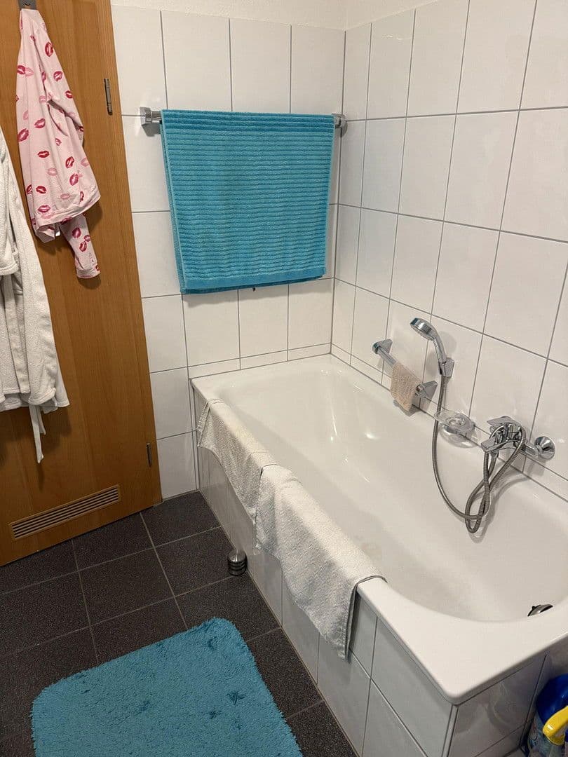 3 bedroom flat to rent, 88 m², Niedieckstr. 118, Nettetal, North Rhine-Westphalia 3 bedroom flat to rent, 88 m², Niedieckstr. 118, Nettetal, North Rhine-Westphalia