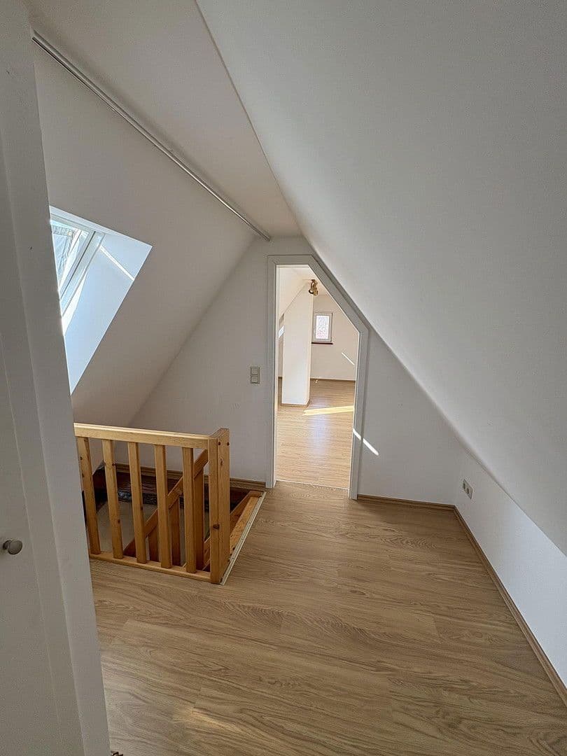 house to rent, 175 m², Gundelsheim, Bavaria house to rent, 175 m², Gundelsheim, Bavaria