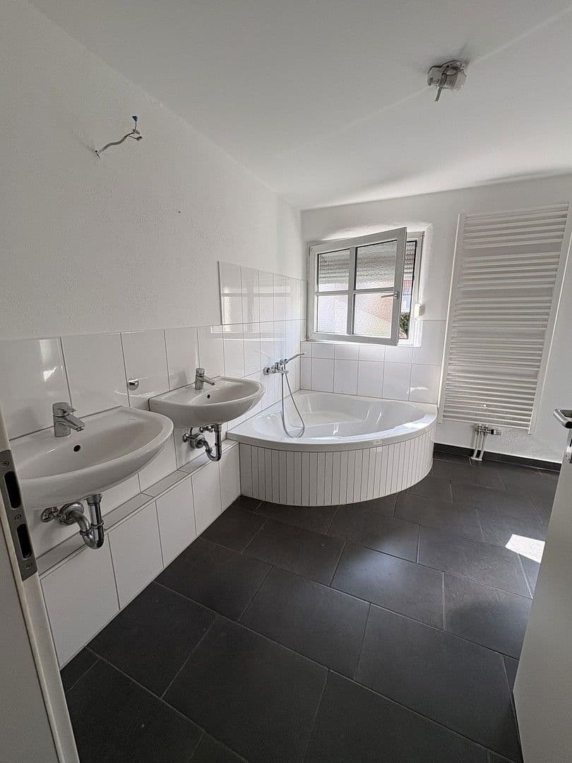 house to rent, 175 m², Gundelsheim, Bavaria house to rent, 175 m², Gundelsheim, Bavaria