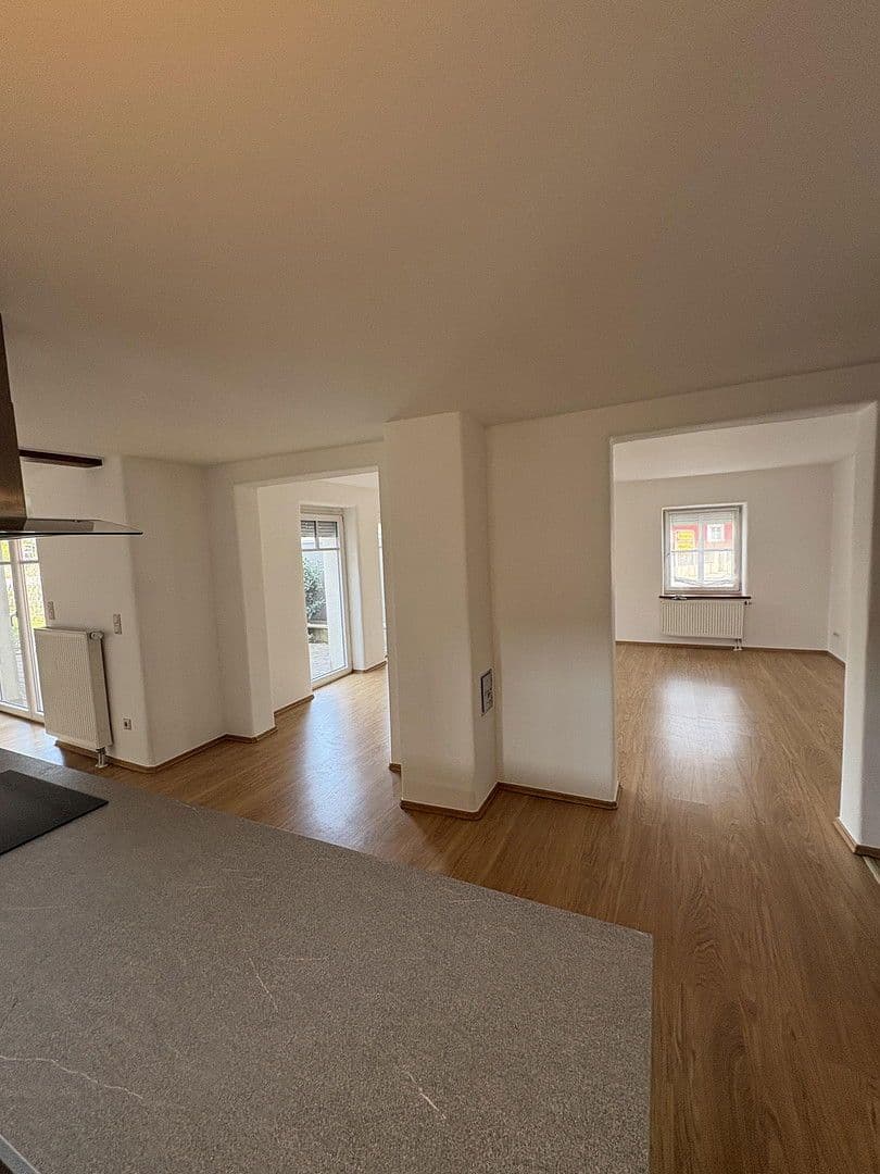 house to rent, 175 m², Gundelsheim, Bavaria house to rent, 175 m², Gundelsheim, Bavaria