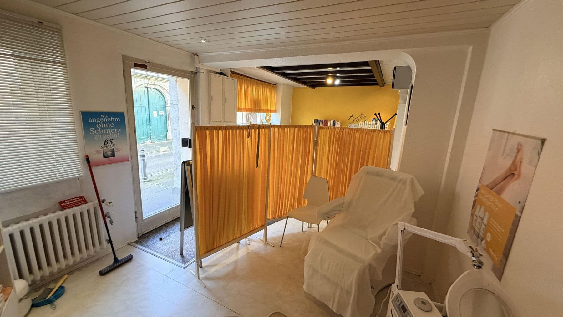 non-residential property to rent, 44 m², Haupstr. 439, Königswinter, North Rhine-Westphalia non-residential property to rent, 44 m², Haupstr. 439, Königswinter, North Rhine-Westphalia