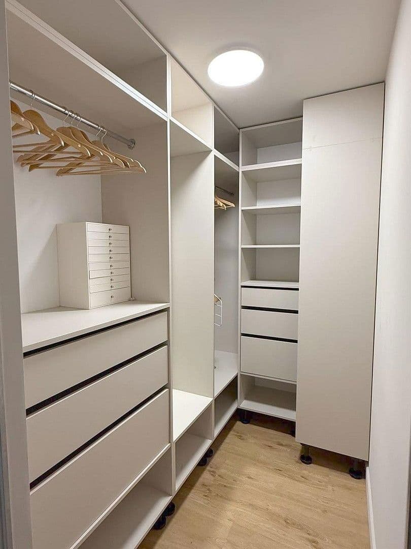 3 bedroom with open-plan kitchen flat to rent, 100 m², Kaiserswerther str. 73, Dusseldorf, North Rhine-Westphalia 3 bedroom with open-plan kitchen flat to rent, 100 m², Kaiserswerther str. 73, Dusseldorf, North Rhine-Westphalia