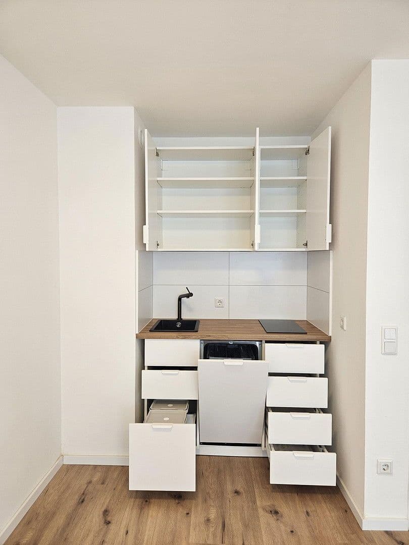 1 bedroom flat to rent, 35 m², Mauerstr. 18, Düsseldorf, North Rhine-Westphalia 1 bedroom flat to rent, 35 m², Mauerstr. 18, Düsseldorf, North Rhine-Westphalia