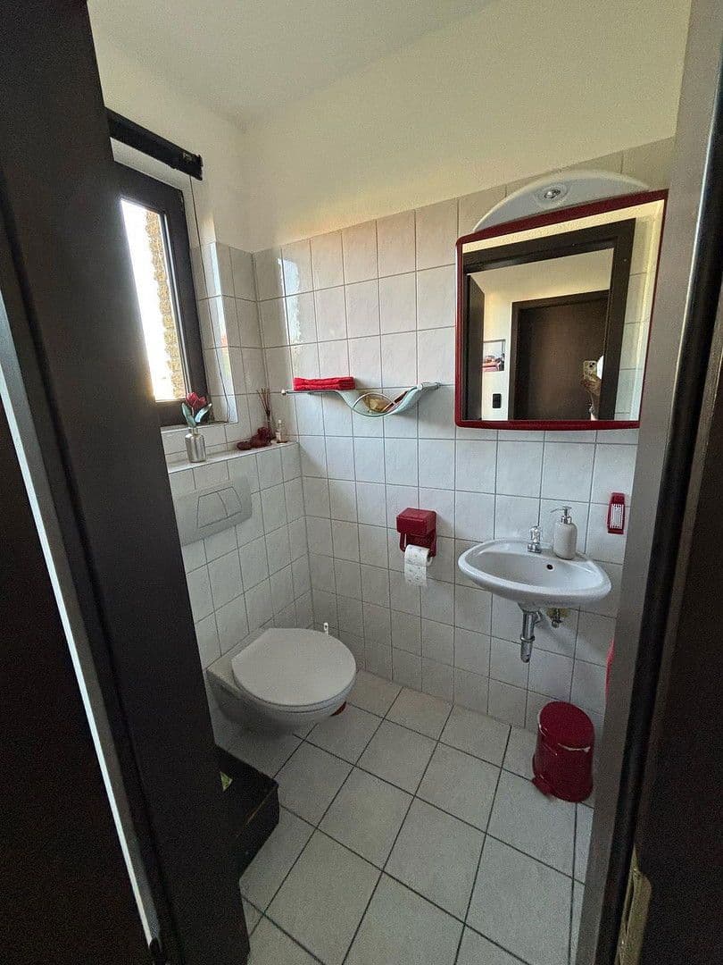 house for sale, 156 m², Gravenberger Weg 11, Langenfeld (Rheinland), North Rhine-Westphalia house for sale, 156 m², Gravenberger Weg 11, Langenfeld (Rheinland), North Rhine-Westphalia