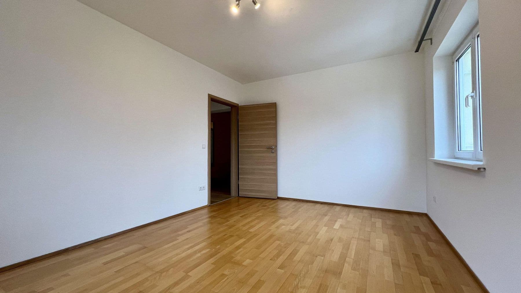 2 bedroom with open-plan kitchen flat for sale, 90 m², Murnau, Bavaria 2 bedroom with open-plan kitchen flat for sale, 90 m², Murnau, Bavaria