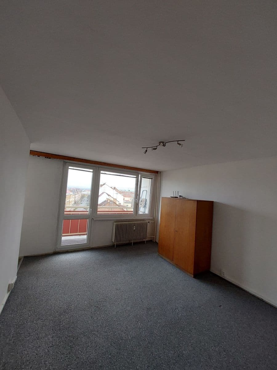 Studio flat to rent, 28 m², Palackého třída, Pardubice, Pardubický Region Studio flat to rent, 28 m², Palackého třída, Pardubice, Pardubický Region