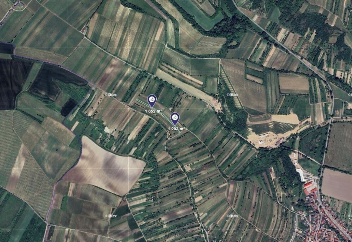 plot for sale, 2,555 m², Velké Pavlovice, Jihomoravský Region plot for sale, 2,555 m², Velké Pavlovice, Jihomoravský Region