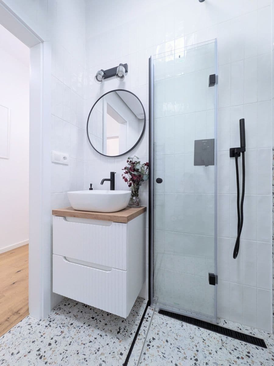 Studio flat to rent, 30 m², Petrohradská, Prague, Prague Studio flat to rent, 30 m², Petrohradská, Prague, Prague