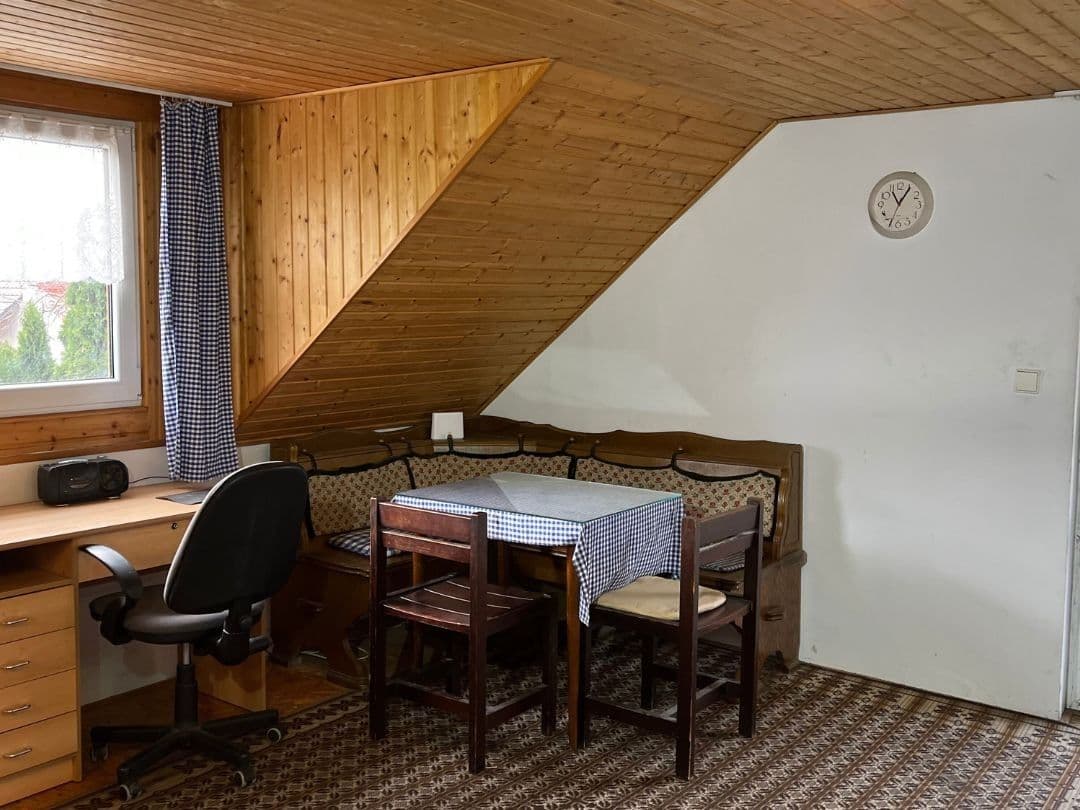 3 bedroom flat to rent, 86 m², Oseček, Středočeský Region 3 bedroom flat to rent, 86 m², Oseček, Středočeský Region