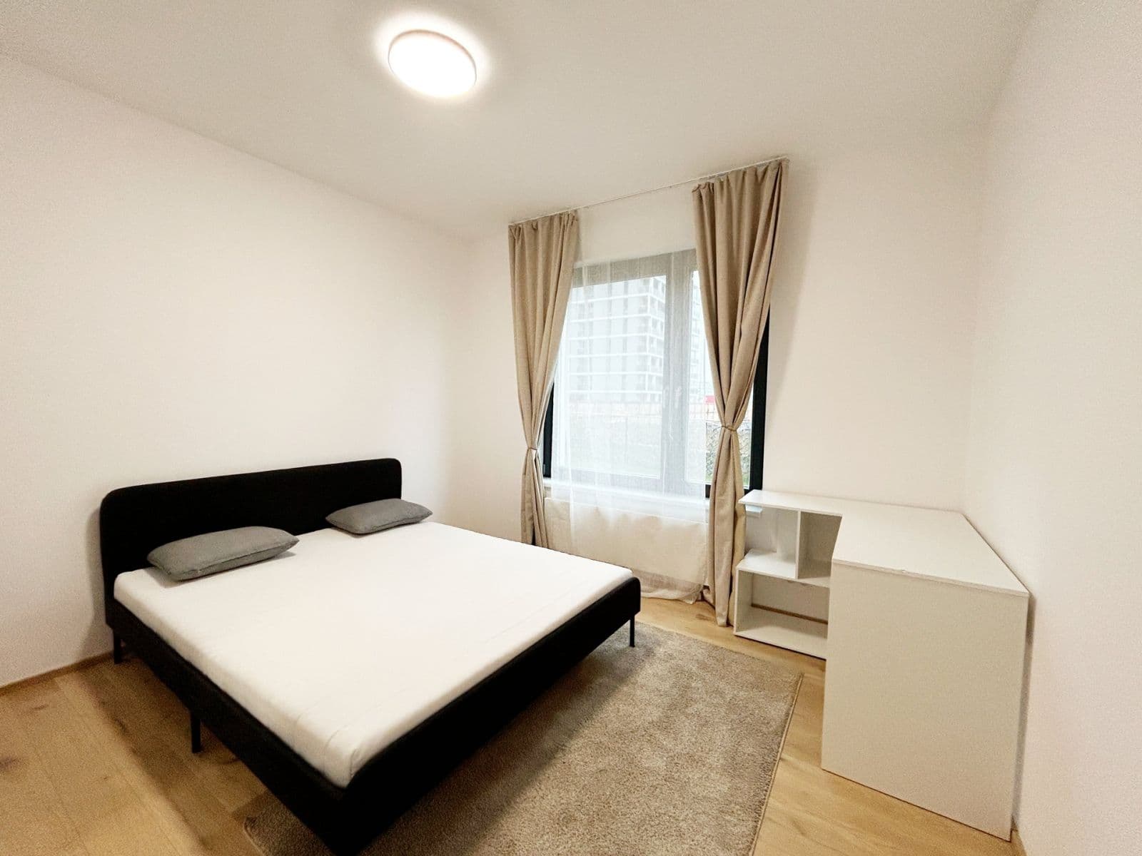 1 bedroom with open-plan kitchen flat to rent, 59 m², Sokolova, Prague, Prague 1 bedroom with open-plan kitchen flat to rent, 59 m², Sokolova, Prague, Prague