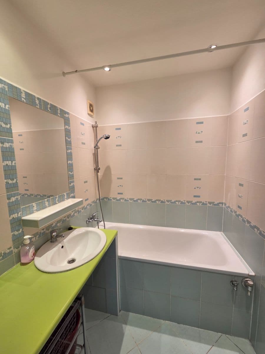 2 bedroom flat to rent, 53 m², Rýmařovská, Prague, Prague 2 bedroom flat to rent, 53 m², Rýmařovská, Prague, Prague