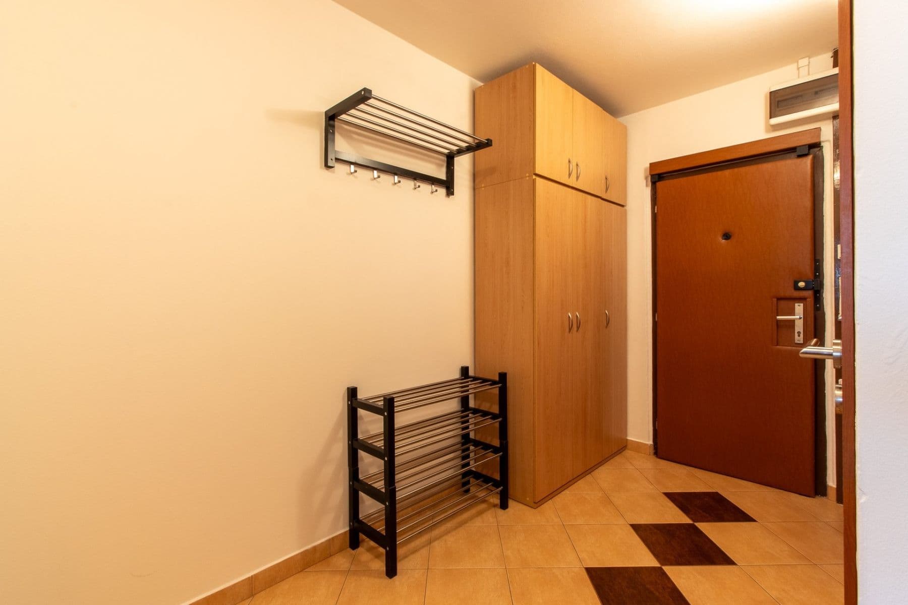 1 bedroom with open-plan kitchen flat to rent, 43 m², Modrá, Prague, Prague 1 bedroom with open-plan kitchen flat to rent, 43 m², Modrá, Prague, Prague