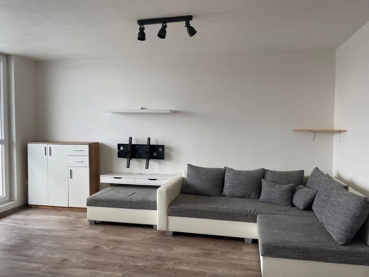 2 bedroom with open-plan kitchen flat to rent, 67 m², Na Cihelně, Český Brod, Středočeský Region 2 bedroom with open-plan kitchen flat to rent, 67 m², Na Cihelně, Český Brod, Středočeský Region