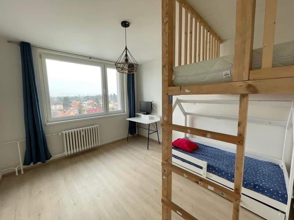 2 bedroom with open-plan kitchen flat to rent, 67 m², Na Cihelně, Český Brod, Středočeský Region 2 bedroom with open-plan kitchen flat to rent, 67 m², Na Cihelně, Český Brod, Středočeský Region