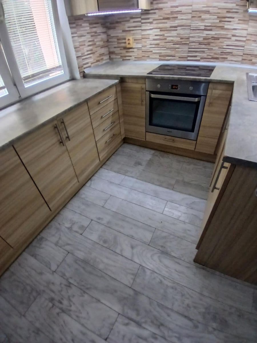 2 bedroom flat to rent, 60 m², Karla Buriana, Chomutov, Ústecký Region 2 bedroom flat to rent, 60 m², Karla Buriana, Chomutov, Ústecký Region