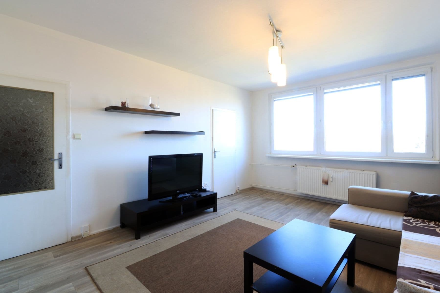 3 bedroom flat to rent, 70 m², Polabská, Prague, Prague 3 bedroom flat to rent, 70 m², Polabská, Prague, Prague