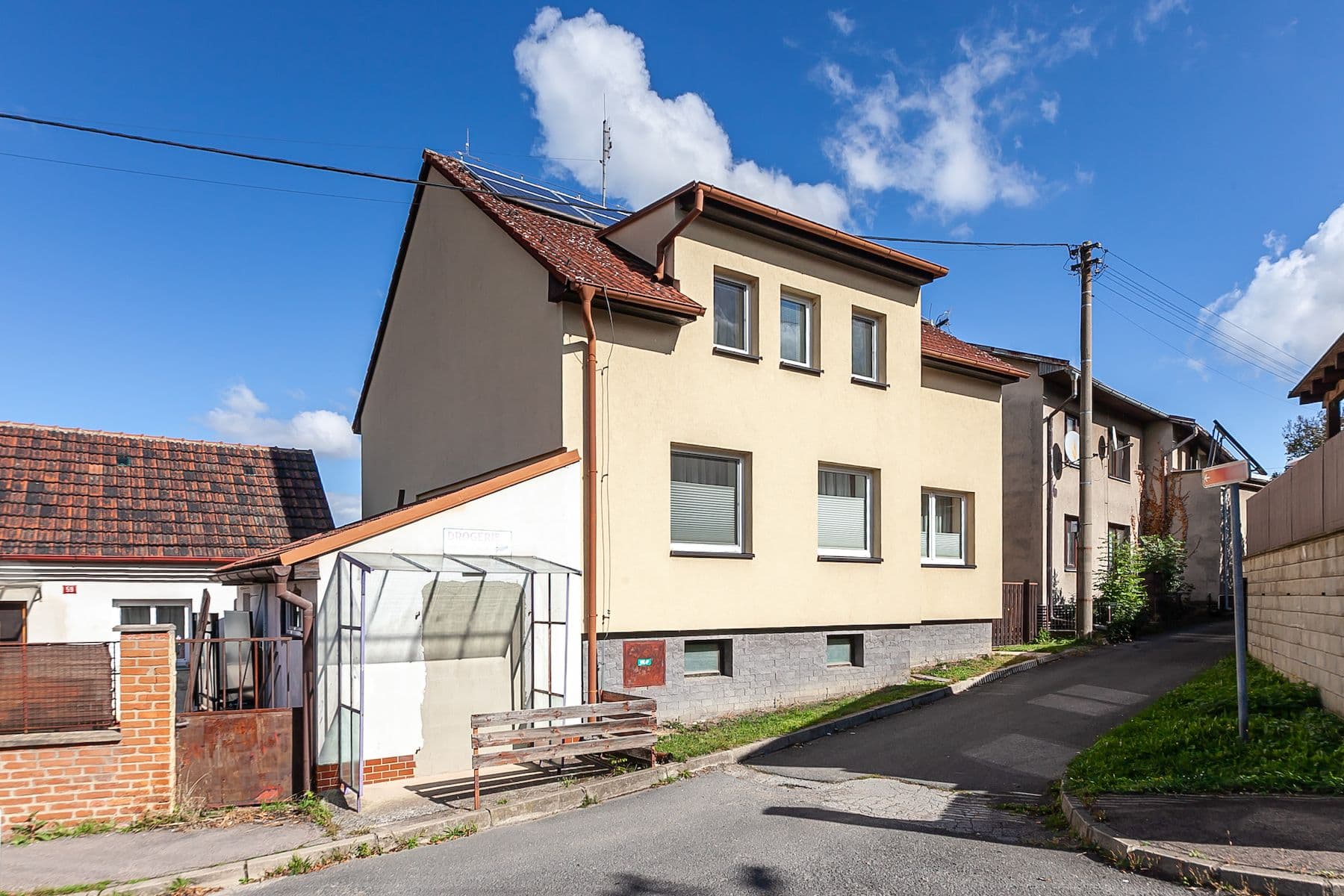 house for sale, 230 m², Svahová, Horoměřice, Středočeský Region house for sale, 230 m², Svahová, Horoměřice, Středočeský Region