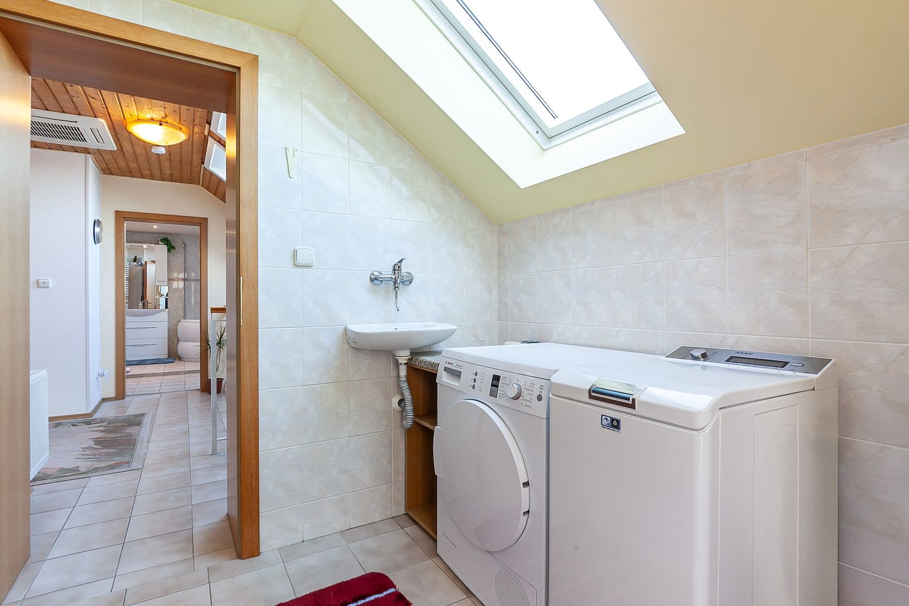 house for sale, 230 m², Svahová, Horoměřice, Středočeský Region house for sale, 230 m², Svahová, Horoměřice, Středočeský Region