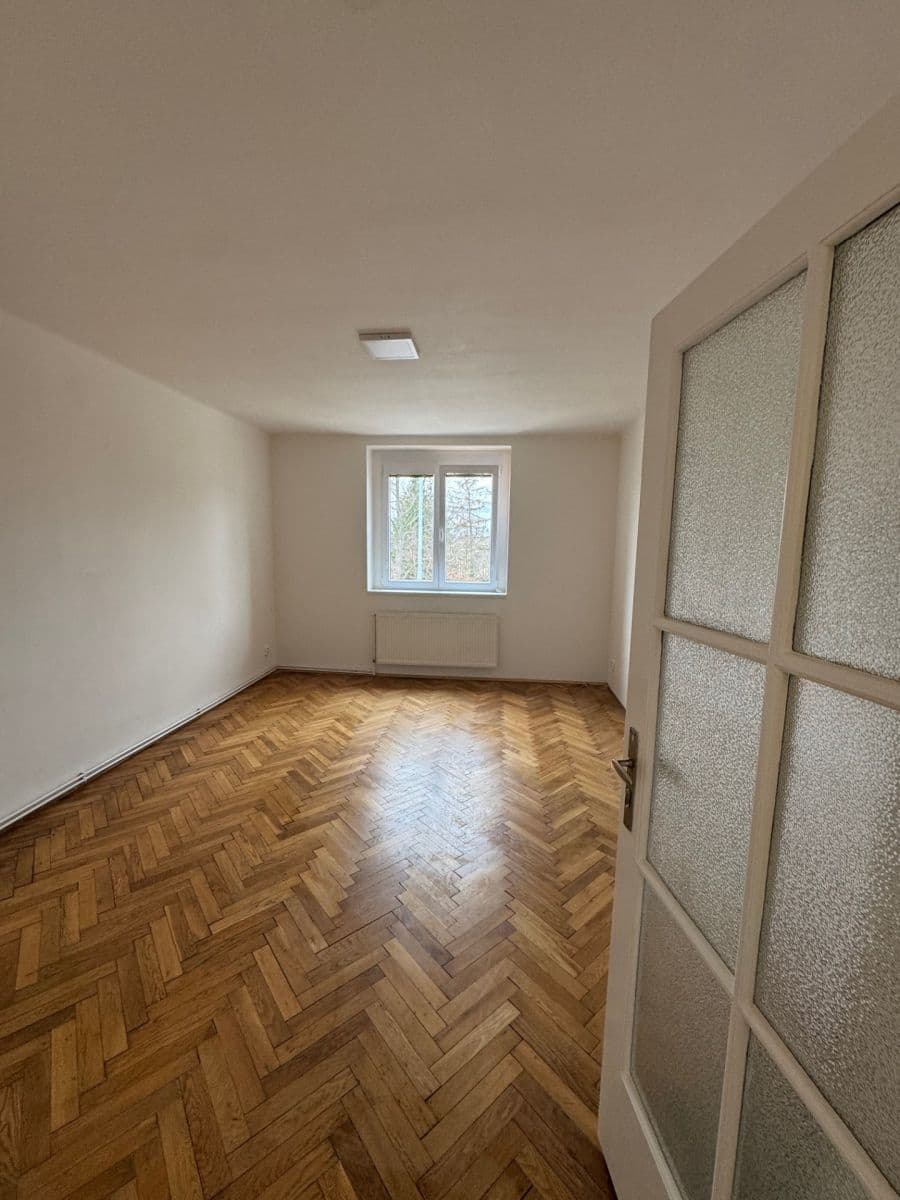 2 bedroom flat to rent, 48 m², U Krčské vodárny, Prague, Prague 2 bedroom flat to rent, 48 m², U Krčské vodárny, Prague, Prague