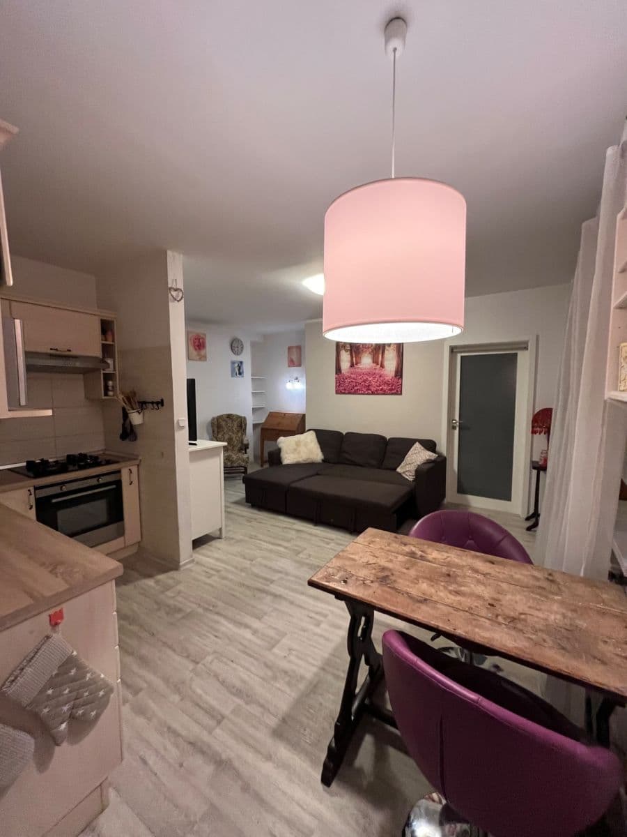 2 bedroom with open-plan kitchen flat for sale, 68 m², 17. listopadu, Ústí nad Labem, Ústecký Region 2 bedroom with open-plan kitchen flat for sale, 68 m², 17. listopadu, Ústí nad Labem, Ústecký Region