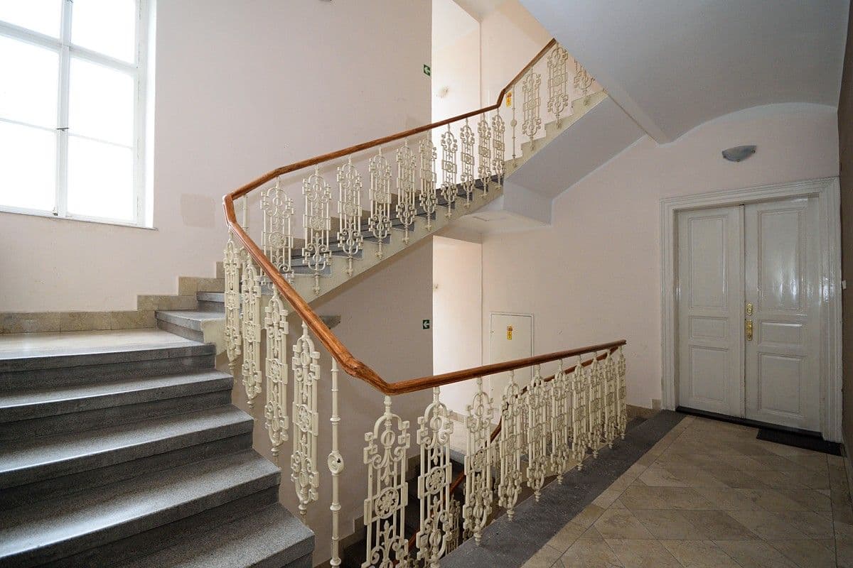 Studio flat to rent, 31 m², Hálkova, Prague, Prague Studio flat to rent, 31 m², Hálkova, Prague, Prague