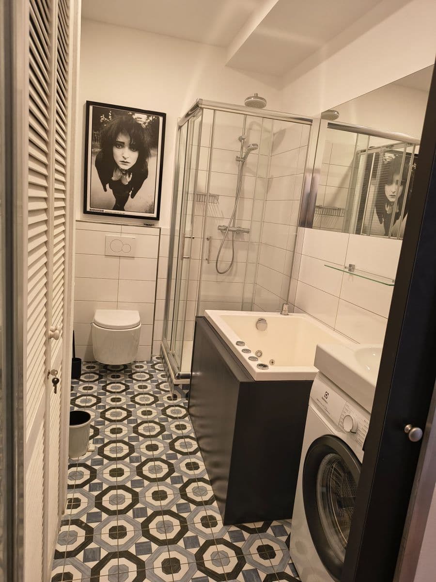 Studio flat to rent, 31 m², Hálkova, Prague, Prague Studio flat to rent, 31 m², Hálkova, Prague, Prague