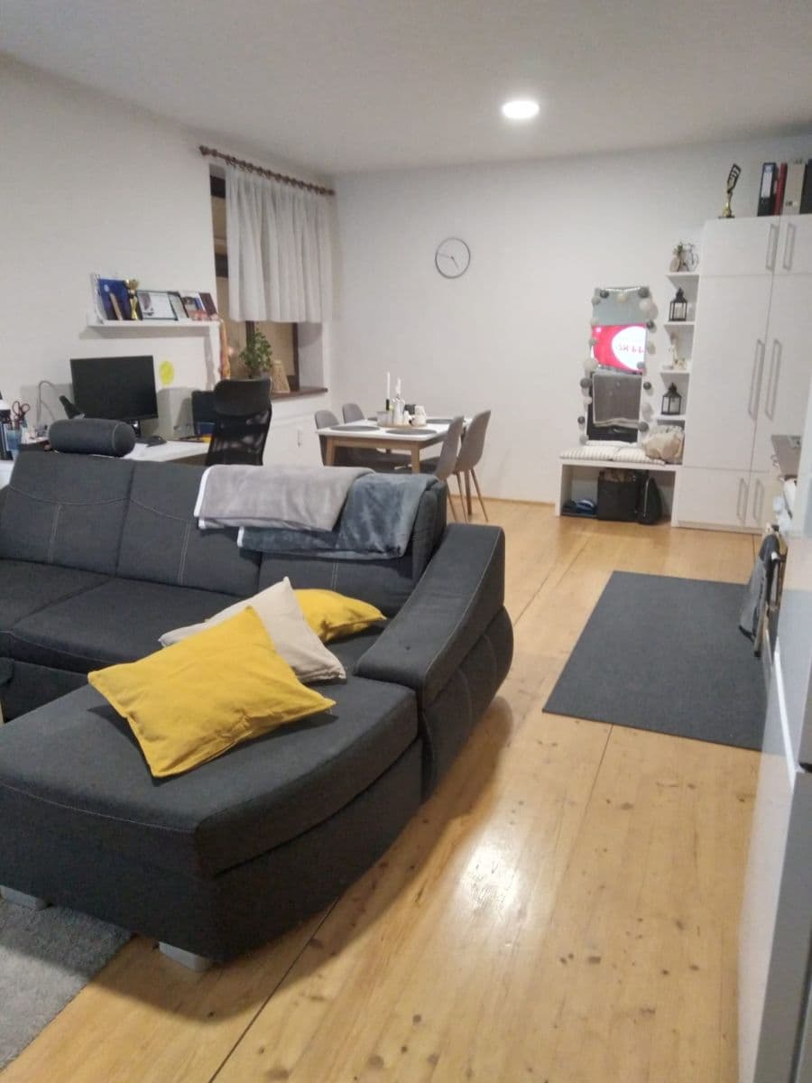 1 bedroom with open-plan kitchen flat to rent, 45 m², Česká, Bělá pod Bezdězem, Středočeský Region 1 bedroom with open-plan kitchen flat to rent, 45 m², Česká, Bělá pod Bezdězem, Středočeský Region