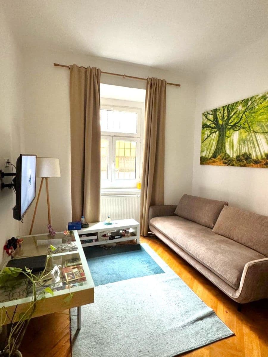 2 bedroom flat to rent, 38 m², Orlická, Prague, Prague 2 bedroom flat to rent, 38 m², Orlická, Prague, Prague