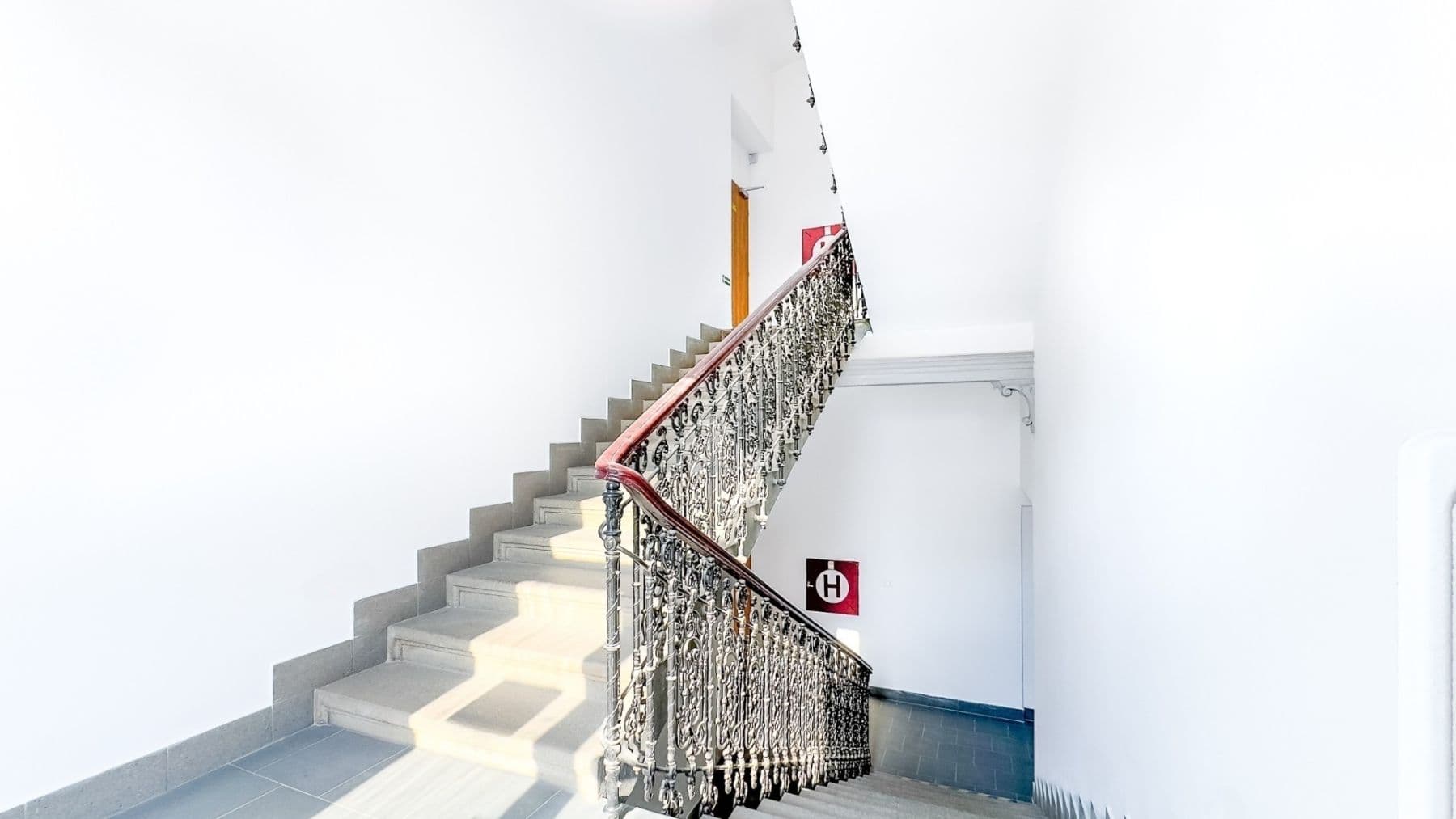 office to rent, 22 m², Karlovo náměstí, Prague, Prague office to rent, 22 m², Karlovo náměstí, Prague, Prague