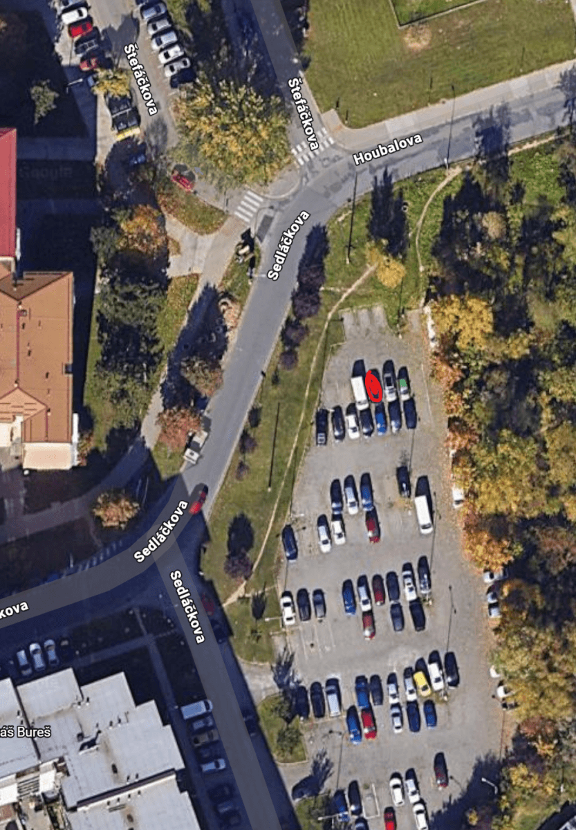 garage to rent, 12 m², Brno, Jihomoravský Region garage to rent, 12 m², Brno, Jihomoravský Region