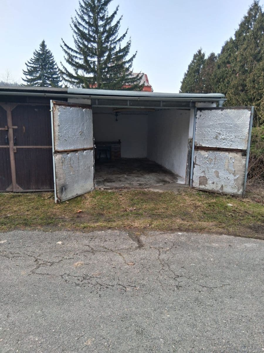 garage to rent, 19 m², Slaný, Středočeský Region garage to rent, 19 m², Slaný, Středočeský Region
