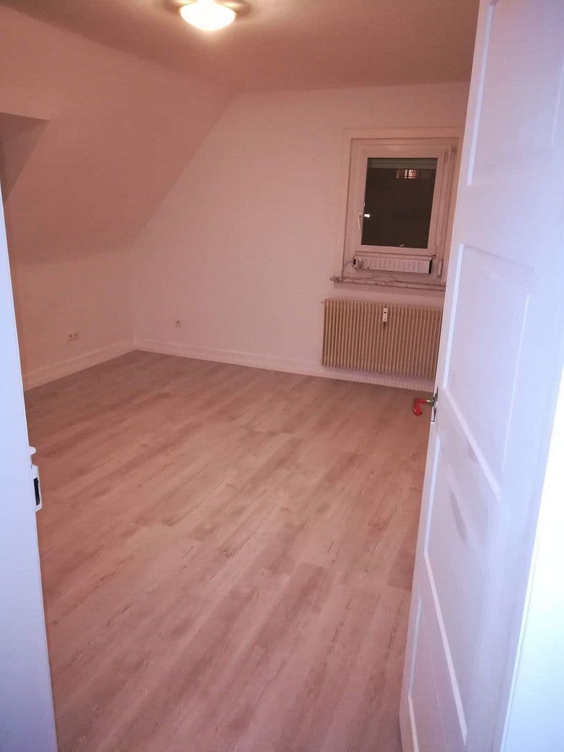 3 bedroom with open-plan kitchen flat to rent, 91 m², Plüderhausen, Baden-Württemberg 3 bedroom with open-plan kitchen flat to rent, 91 m², Plüderhausen, Baden-Württemberg