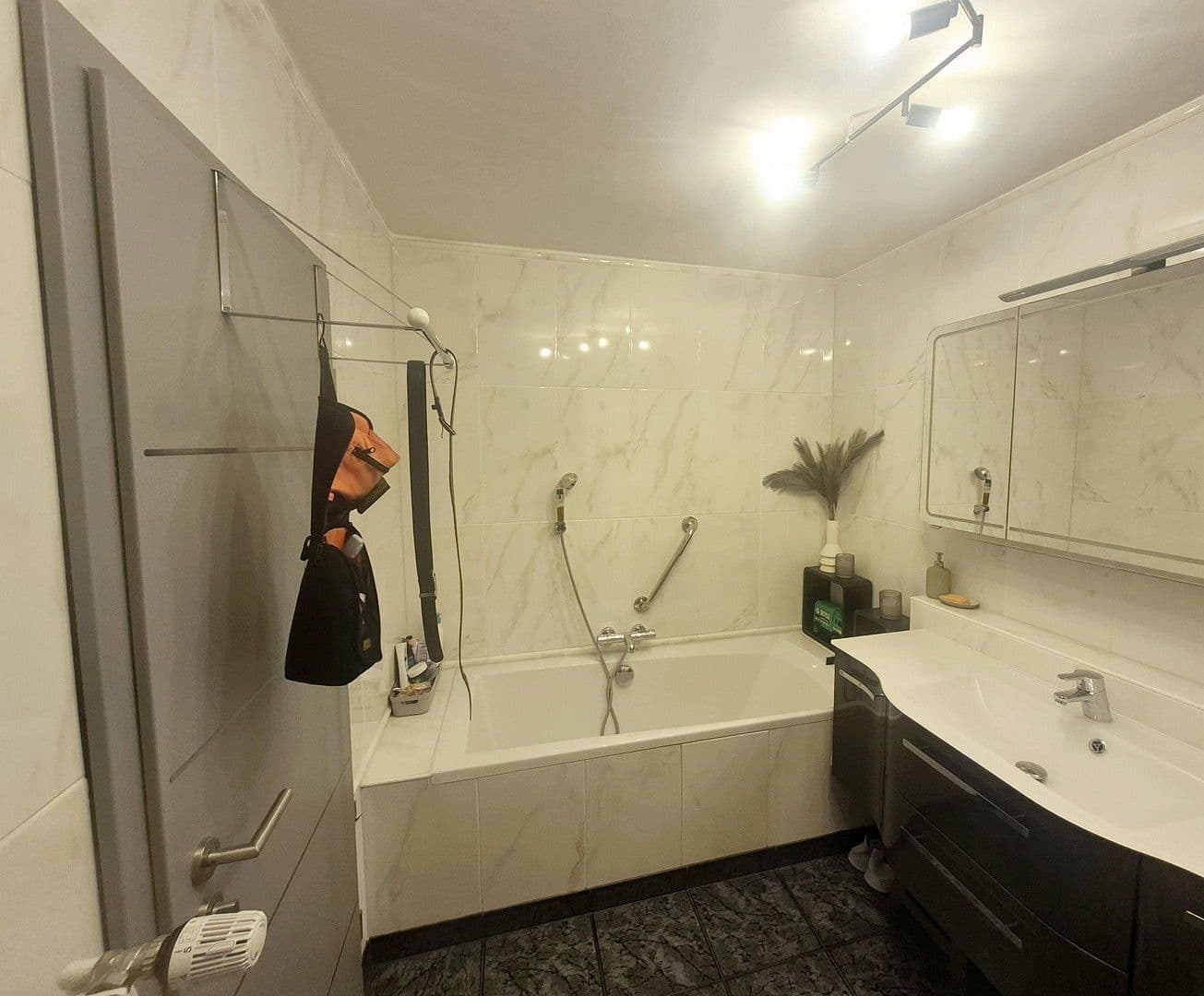 2 bedroom with open-plan kitchen flat for sale, 98 m², Aalen, Baden-Württemberg 2 bedroom with open-plan kitchen flat for sale, 98 m², Aalen, Baden-Württemberg