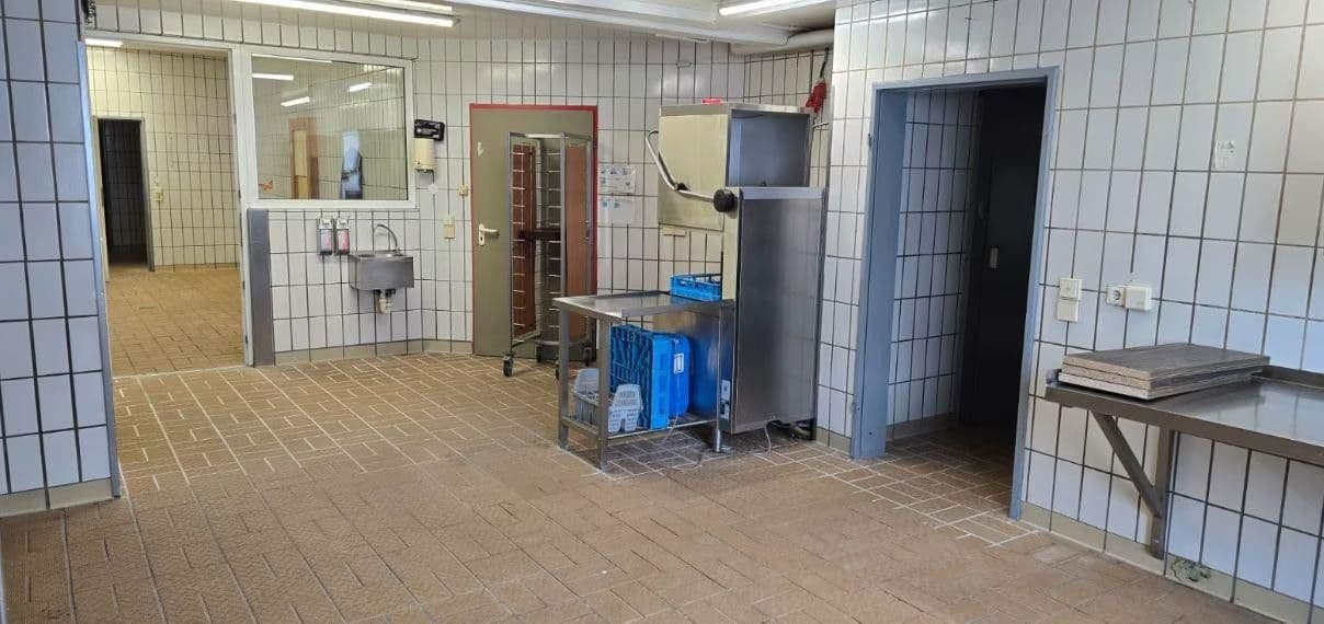 non-residential property to rent, 300 m², Baden-Baden, Baden-Württemberg non-residential property to rent, 300 m², Baden-Baden, Baden-Württemberg