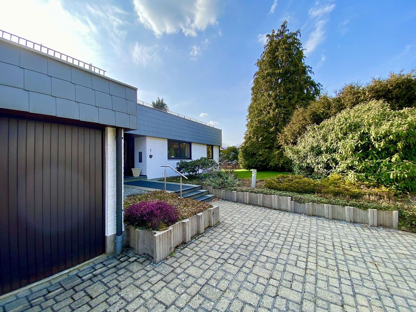 house for sale, 230 m², Am Mühlbach 1, Leinzell, Baden-Württemberg house for sale, 230 m², Am Mühlbach 1, Leinzell, Baden-Württemberg