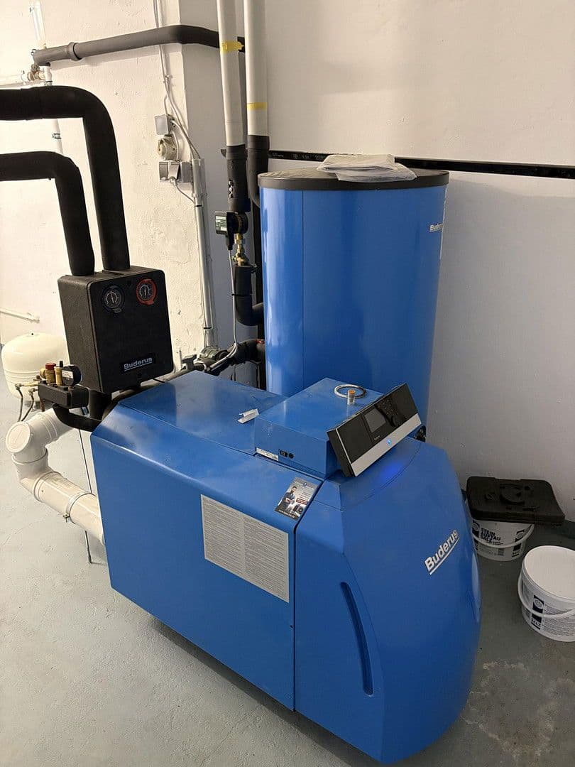 house for sale, 542 m², Schieder-Schwalenberg, North Rhine-Westphalia house for sale, 542 m², Schieder-Schwalenberg, North Rhine-Westphalia