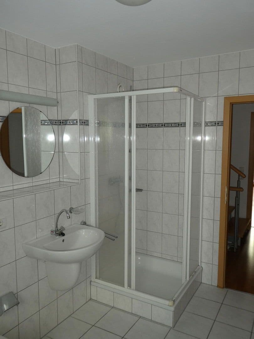 house to rent, 190 m², Lerchenstrasse 2, Rodenbach, Rhineland-Palatinate house to rent, 190 m², Lerchenstrasse 2, Rodenbach, Rhineland-Palatinate