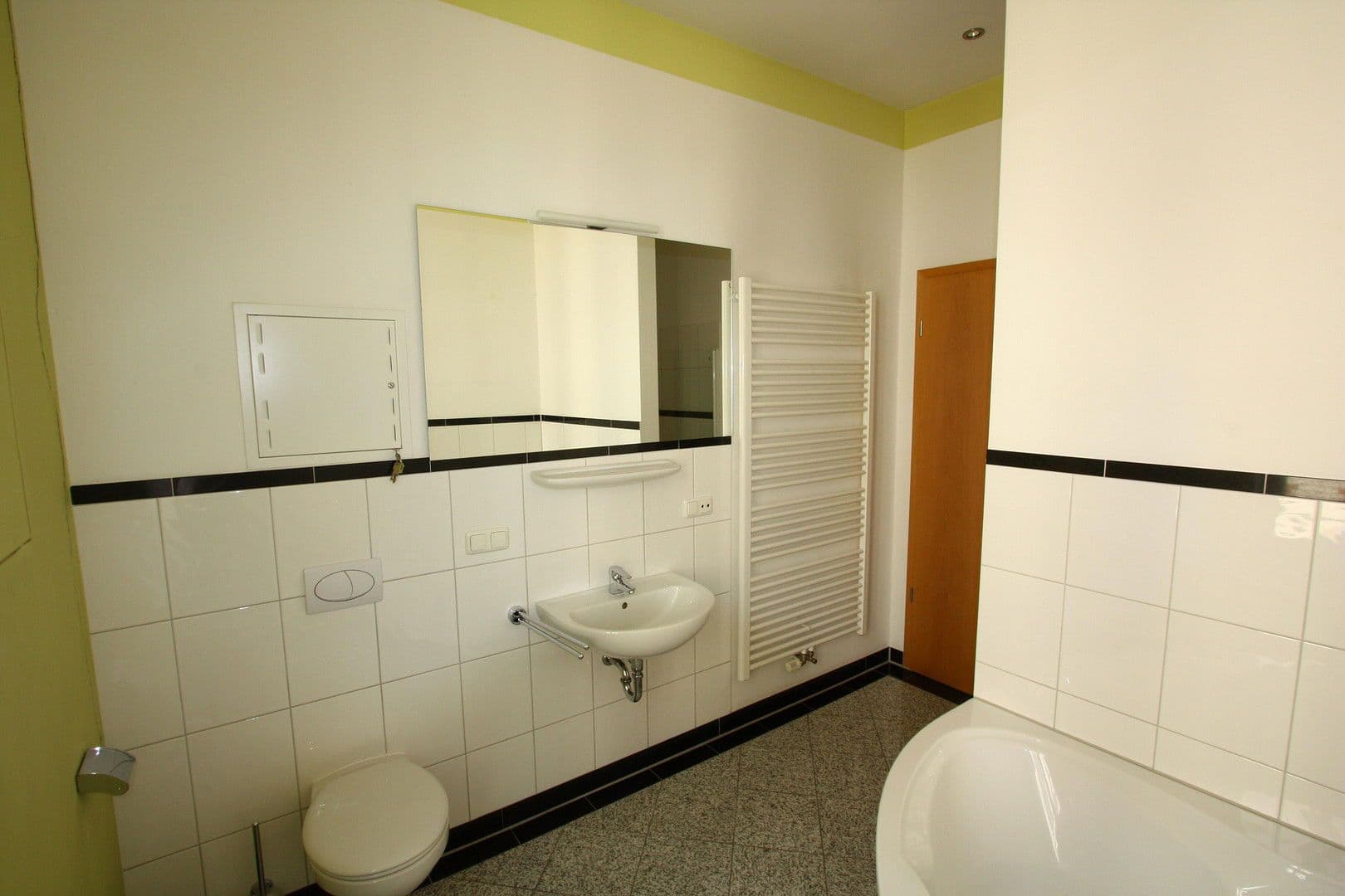 4 bedroom flat to rent, 165 m², Erfurt, Thuringia 4 bedroom flat to rent, 165 m², Erfurt, Thuringia