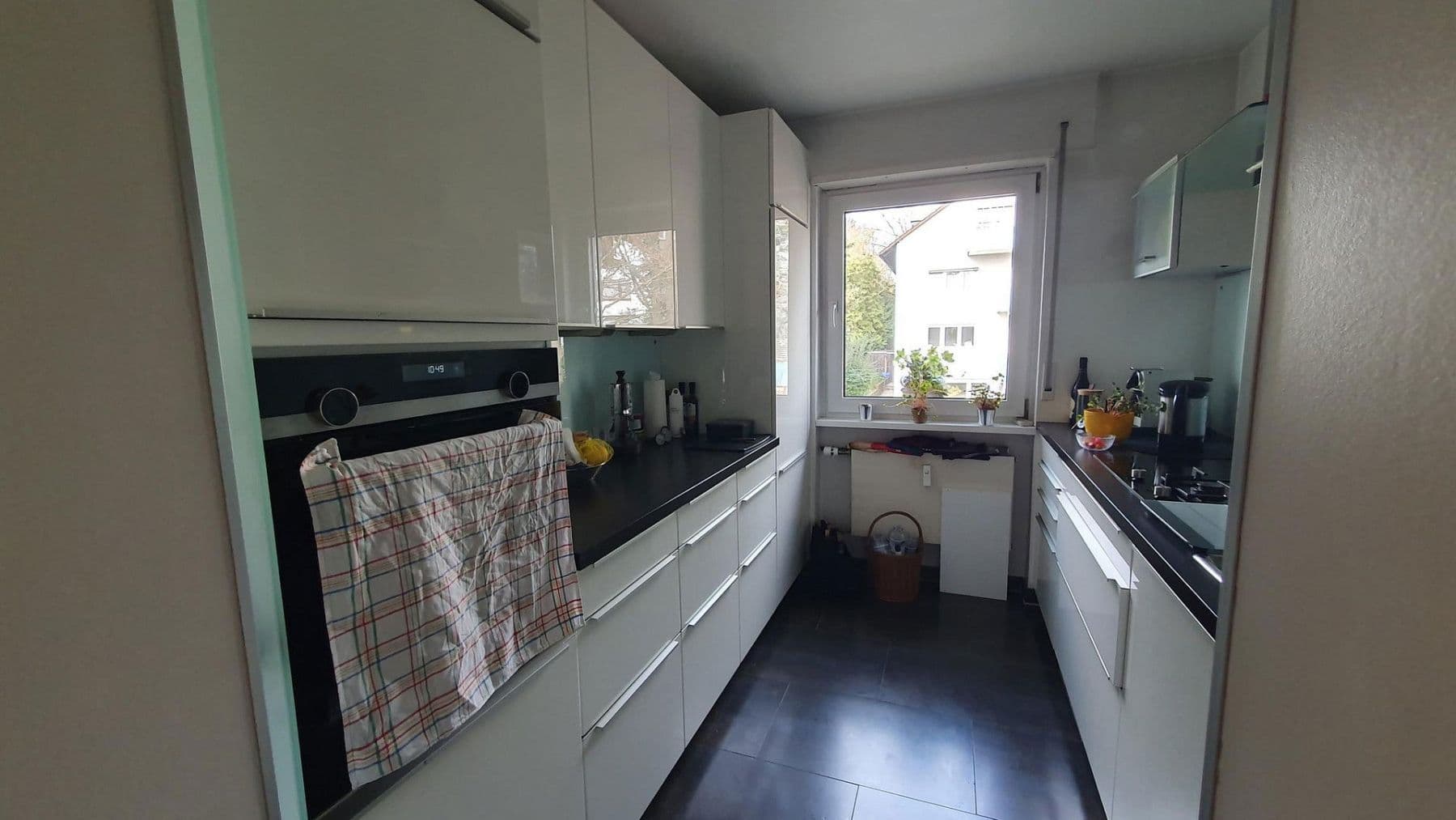 4 bedroom with open-plan kitchen flat to rent, 168 m², Frankfurt Seckbach, Hesse 4 bedroom with open-plan kitchen flat to rent, 168 m², Frankfurt Seckbach, Hesse