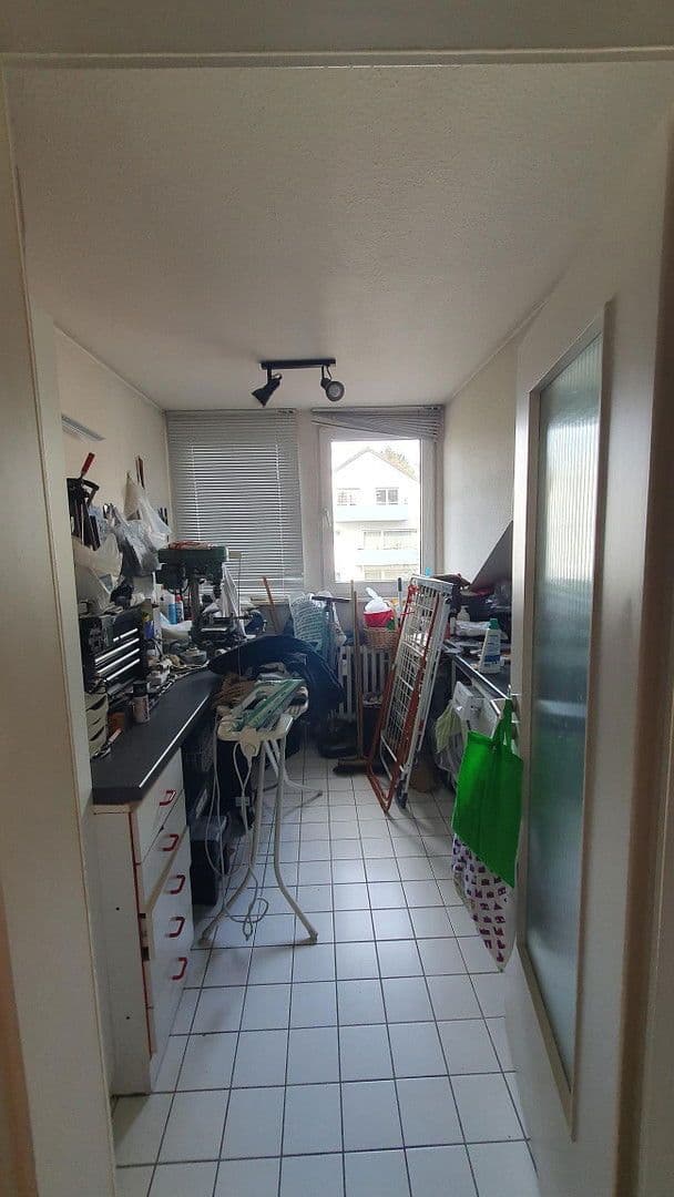 4 bedroom with open-plan kitchen flat to rent, 168 m², Frankfurt Seckbach, Hesse 4 bedroom with open-plan kitchen flat to rent, 168 m², Frankfurt Seckbach, Hesse