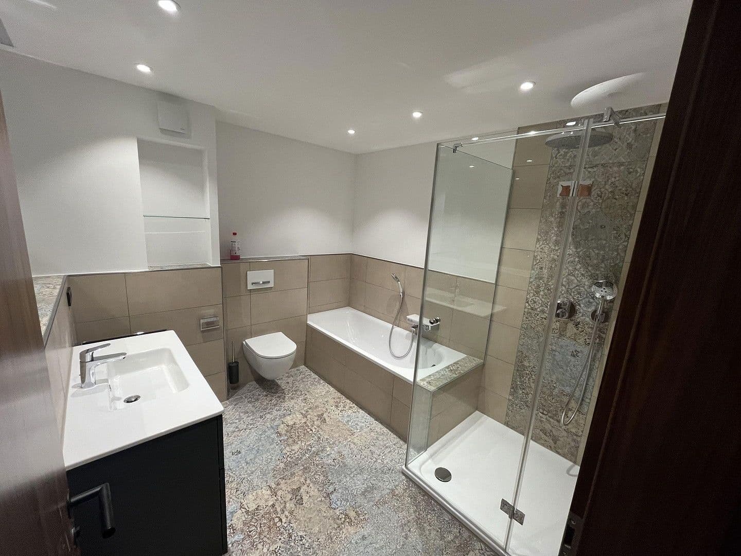 3 bedroom flat to rent, 115 m², Bibliser Strasse 10, Mannheim, Baden-Württemberg 3 bedroom flat to rent, 115 m², Bibliser Strasse 10, Mannheim, Baden-Württemberg