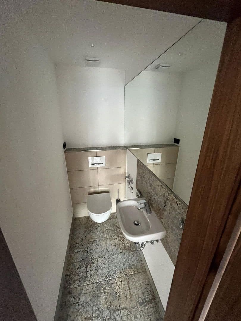 3 bedroom flat to rent, 115 m², Bibliser Strasse 10, Mannheim, Baden-Württemberg 3 bedroom flat to rent, 115 m², Bibliser Strasse 10, Mannheim, Baden-Württemberg