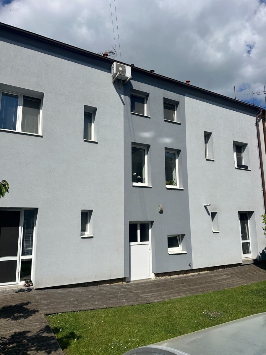 house to rent, 360 m², Mahenova, Mladá Boleslav, Středočeský Region house to rent, 360 m², Mahenova, Mladá Boleslav, Středočeský Region