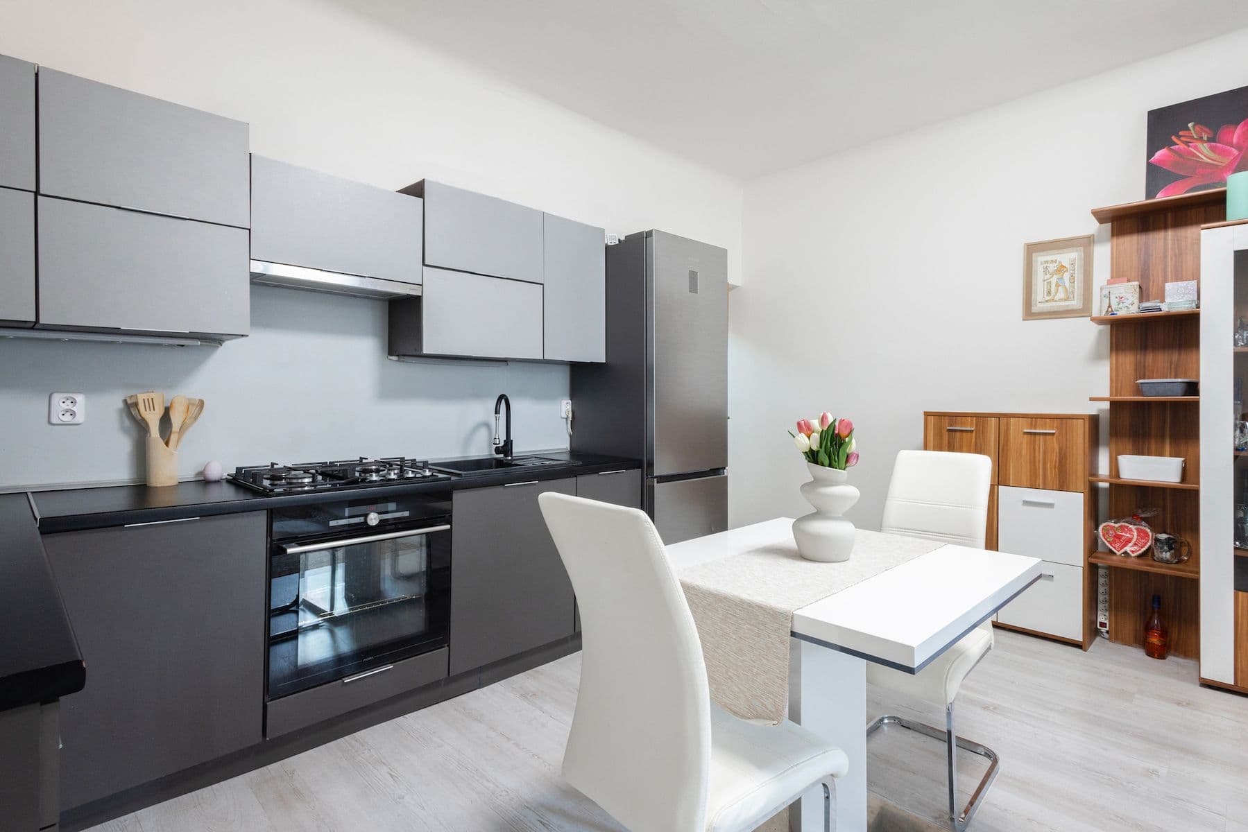 2 bedroom with open-plan kitchen flat for sale, 79 m², Pivovarnická, Prague, Prague 2 bedroom with open-plan kitchen flat for sale, 79 m², Pivovarnická, Prague, Prague
