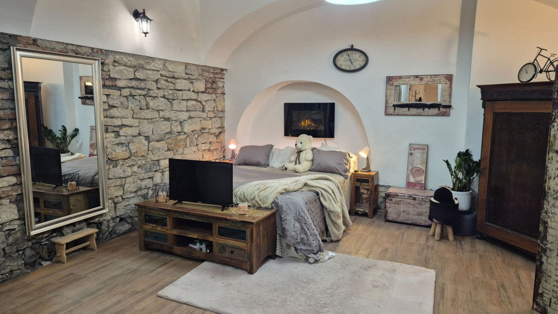 1 bedroom flat for sale, 50 m², Prvního pluku, Prague, Prague 1 bedroom flat for sale, 50 m², Prvního pluku, Prague, Prague