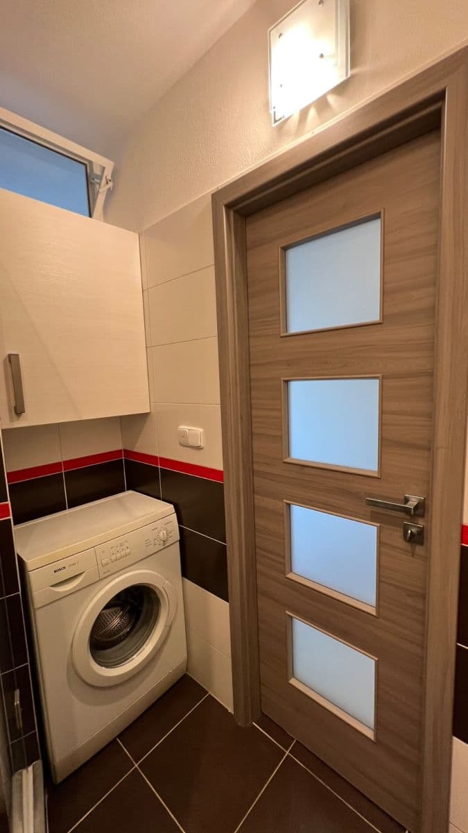 3 bedroom flat to rent, 78 m², Krčínova, České Budějovice, Jihočeský Region 3 bedroom flat to rent, 78 m², Krčínova, České Budějovice, Jihočeský Region