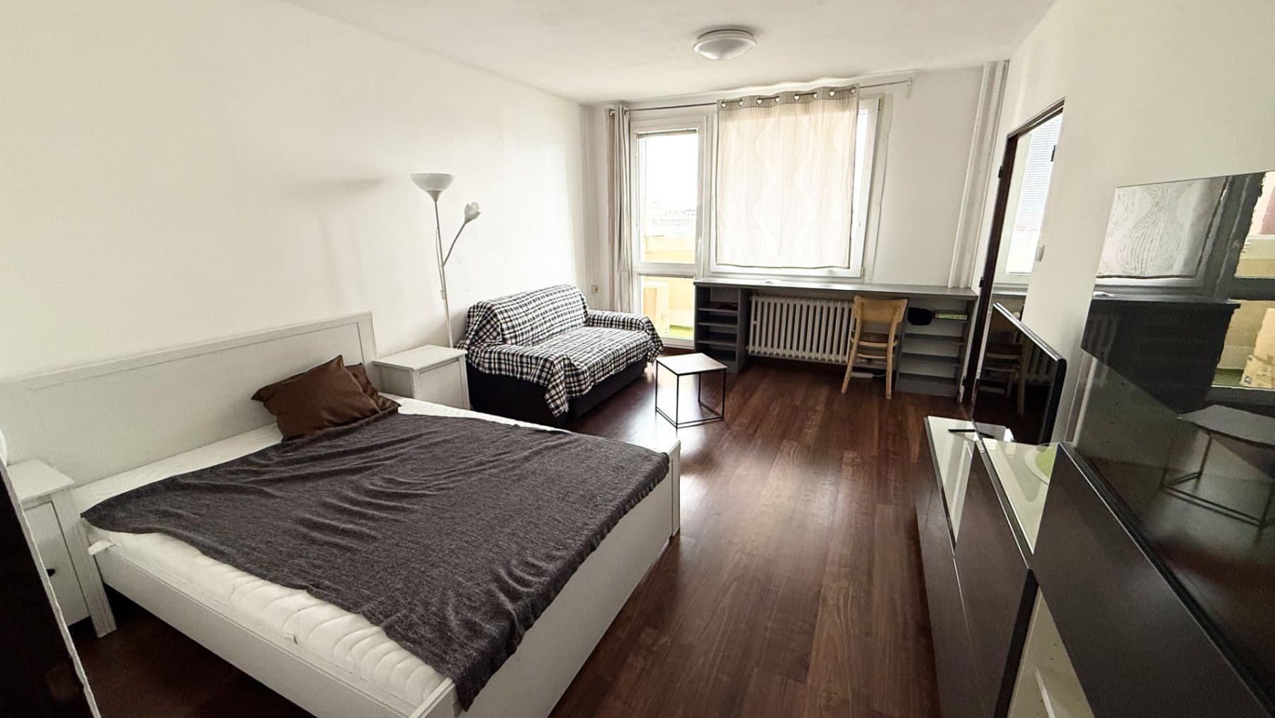 1 bedroom flat to rent, 34 m², Hvězdova, Prague, Prague 1 bedroom flat to rent, 34 m², Hvězdova, Prague, Prague